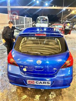 نيسان فيرسا